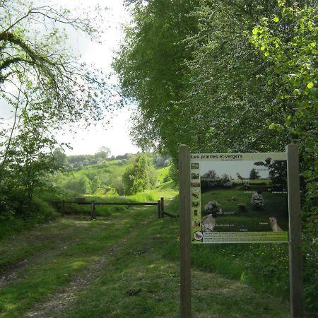 Gite Des Pins Penches Brunville Exterior foto